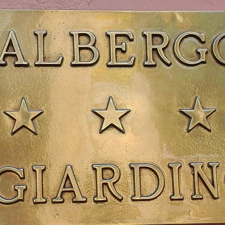 Albergo Giardino Toscolano Maderno Exteriér fotografie