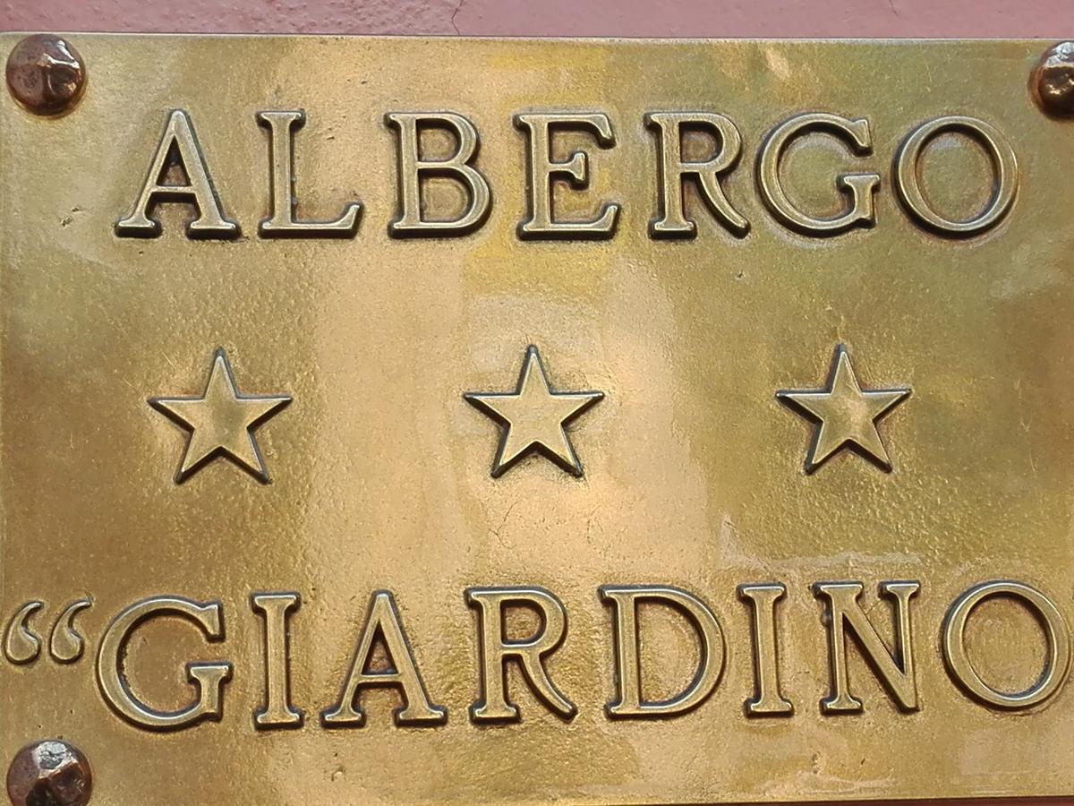Albergo Giardino Toscolano Maderno Exteriér fotografie