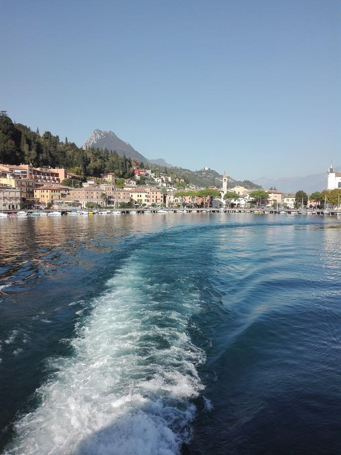 Albergo Giardino Toscolano Maderno Exteriér fotografie